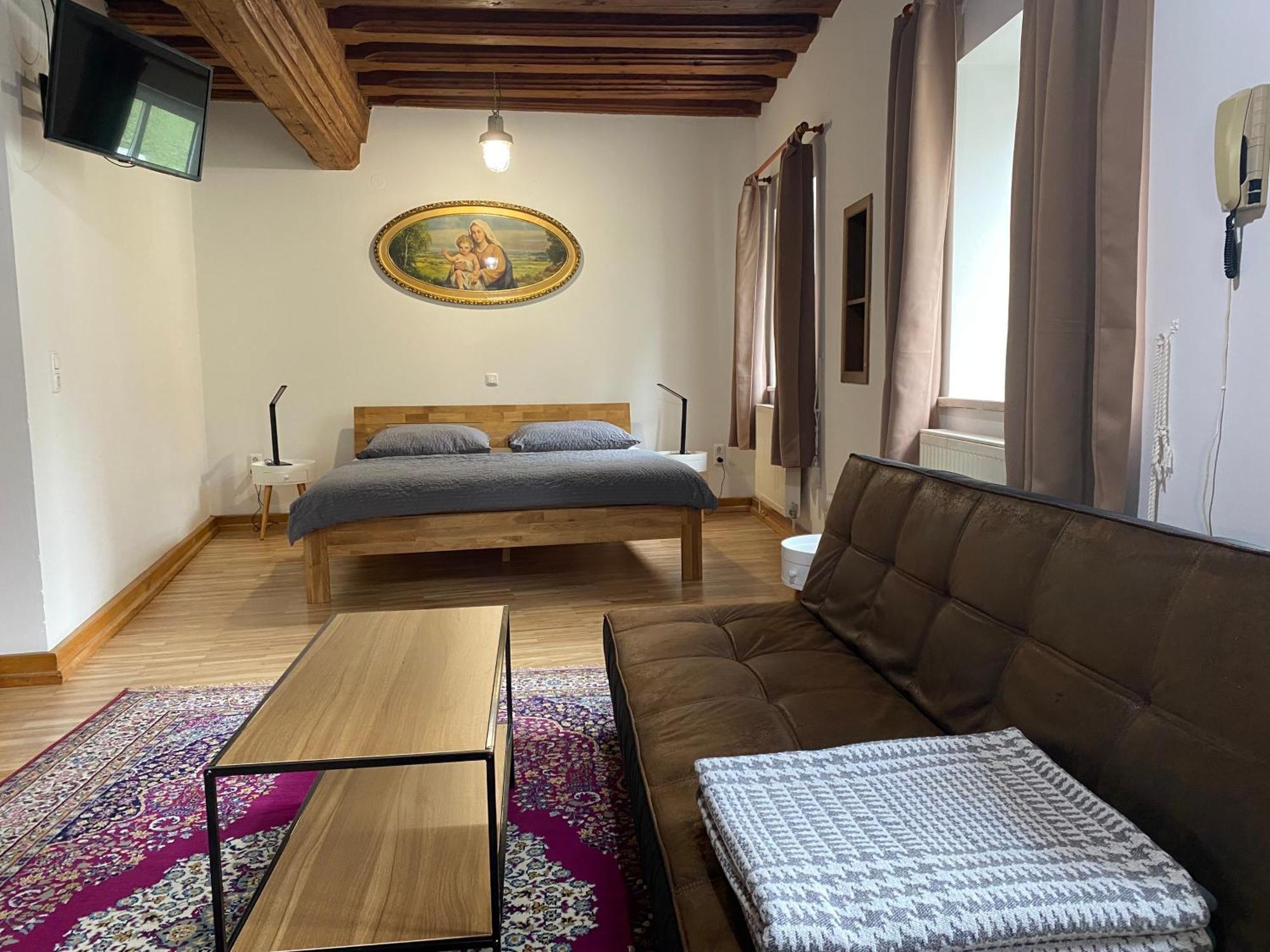 Apartment In Historic Town House Гмунден Экстерьер фото